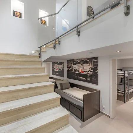 Apartment Aurion - Indoor Pool, Sauna , Jacuzzi & Fitness