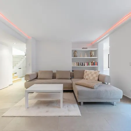 Apartment Aurion - Indoor Pool, Sauna , Jacuzzi & Fitness